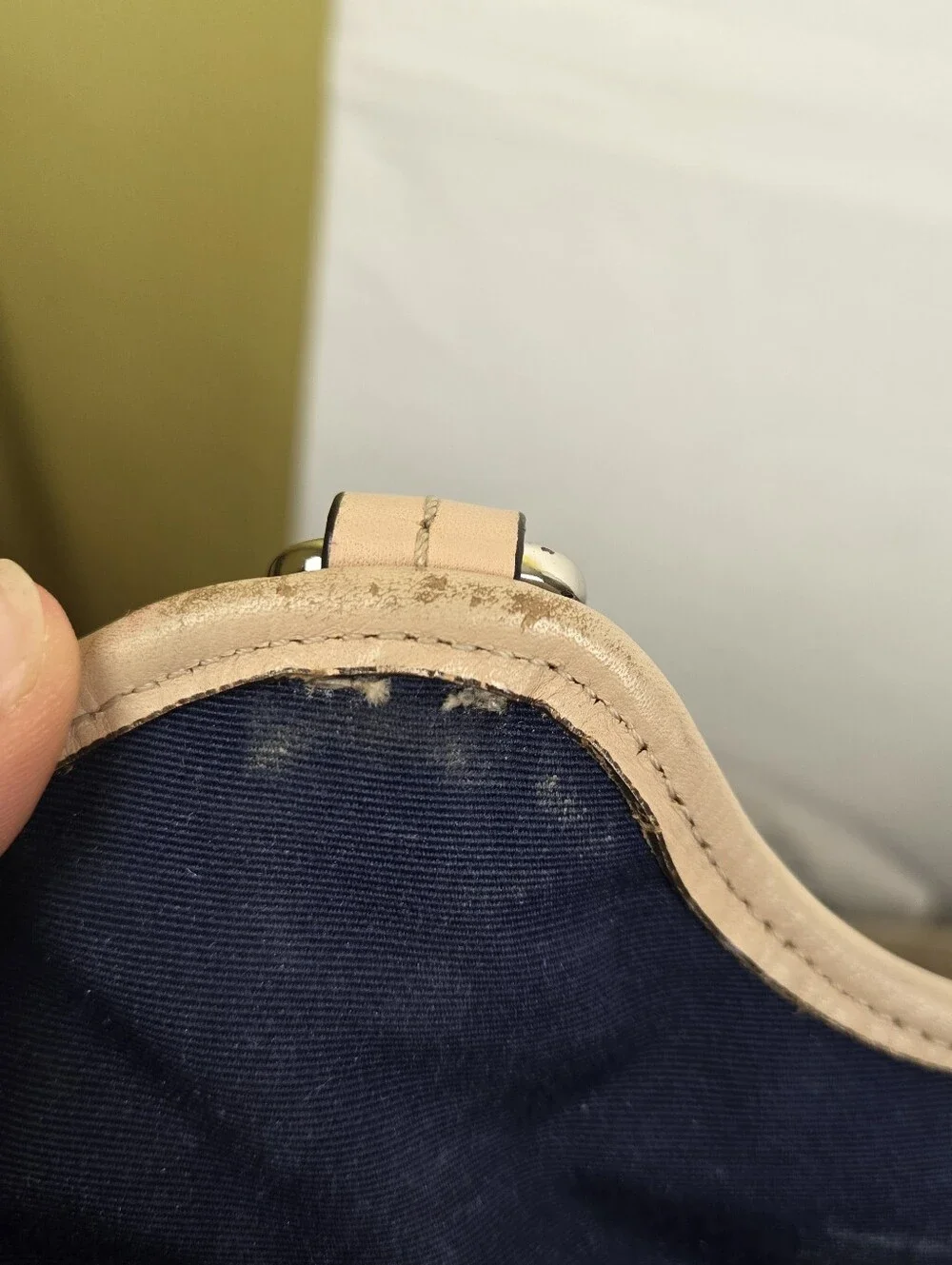 Coach Peyton Dream Signature Tote Bag Leather Navy. Damaged. Flaws!!!‎